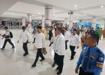 Pengamanan ini dilakukan guna memastikan seluruh rangkaian kegiatan kunjungan Mensos RI di Kota Palangka Raya berjalan aman dan lancar, khususnya saat proses kedatangan di area bandara.