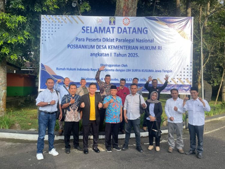 Diklat Paralegal Posbankum yang diselenggarakan kerja sama DPP Rumah Hukum Indonesia Raya dengan LBH Surya Kusuma
