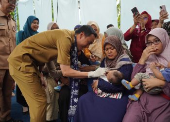 Pemerintah Kabupaten Ogan Komering Ilir (OKI) melalui Dinas Pengendalian Penduduk dan Keluarga Berencana (DPPKB) menggelar pelayanan KB Metode Kontrasepsi Jangka Panjang (MKJP) secara serentak di seluruh fasilitas kesehatan di 18 kecamatan.