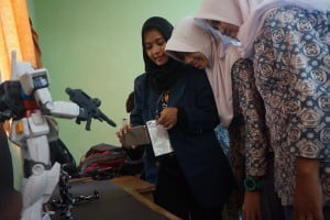Gunakan Gadget dengan Bijak Yuk