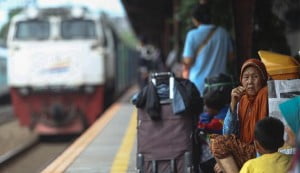 Kereta Api Masih Jadi Primadona Angkutan Mudik Lebaran 2016