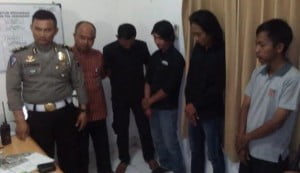 Pengemudi Mobil Oleng di Tol Semarang-Bawen Kantongi Ratusan Pil Koplo