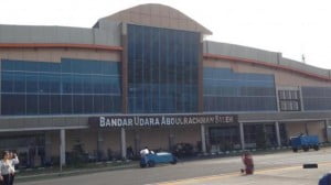 Abu Vulkanik Gunung Bromo Capai 1.000 Meter, Bandara Abdul Rachman Saleh Kembali Ditutup