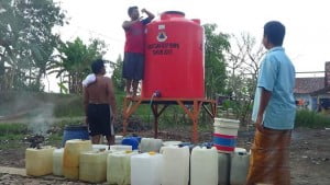 90 KK Tegaldowo Kesulitan Air Bersih