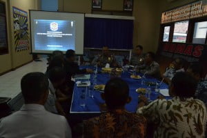 Kapan Jalan Raya Purwodadi Terang di Malam Hari?