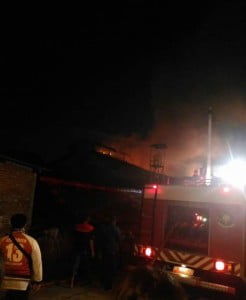 Gudang Variasi Mobil Terbakar, Kerugian ditaksir Ratusan Juta Rupiah
