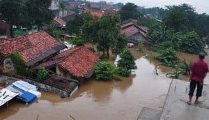 Banjir Garut, BNPB Telah Salurkan Bantuan Rp2 Miliar