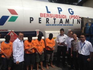 Raub Untung Rp80 Juta Per Bulan, Lima Pencuri Elpiji Subsidi Dibekuk Polisi