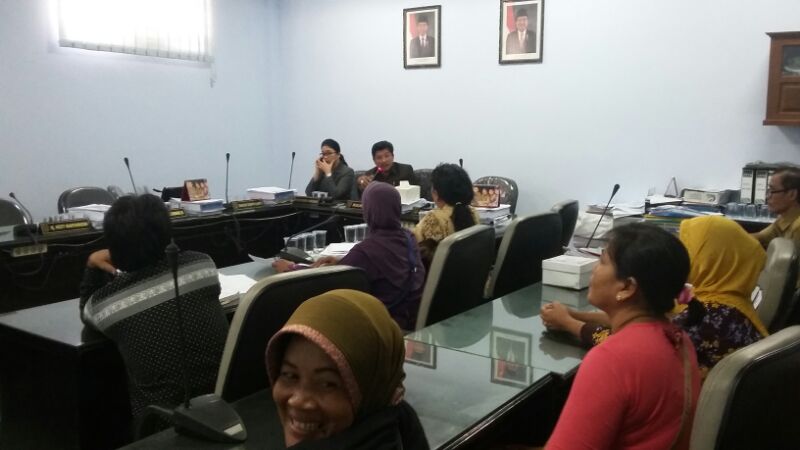 Pasar Genuk Terhalang Tembok, Pedagang Wadul ke Dewan