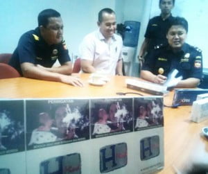 Pemilik Ratusan Ribu Batang Rokok Tanpa Cukai Dianiaya Oknum Penyidik Bea Cukai?