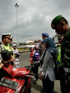Ketika Anggoa TNI Terjaring Razia Lantas Polres Demak dan Diminta Melafalkan Teks Pancasila