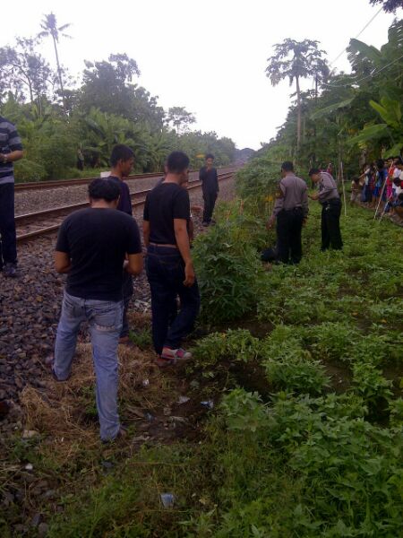 Pemuda Tanpa Identitas Tertabrak Kereta