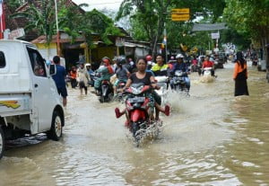 Sungai Tuntang Jebol Tiga Titik 2.050 Rumah Tergenang