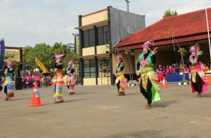 Riuhnya Lomba Senam Maumere Bhayangkari Polres Jepara