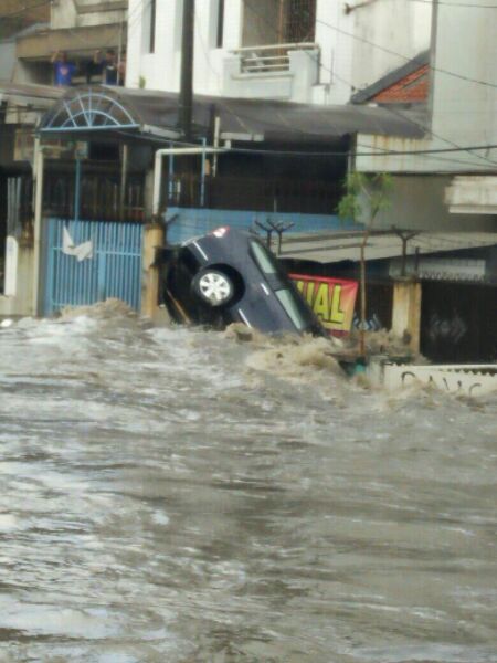 Kota Bandung Diterjang Banjir