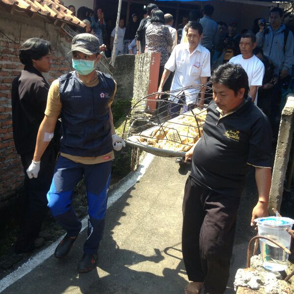 Ini Penyebab Nugroho Nekat Bunuh Diri Bersama Dua Anaknya