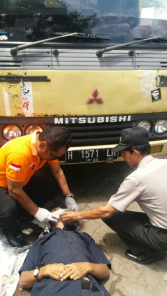Terpeleset Saat Perbaiki Klakson Truck, Wagiyo Meninggal