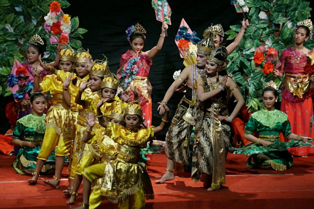 Sanggar Greget Ajak Upgris Gelar Sendra Tari Ramayana