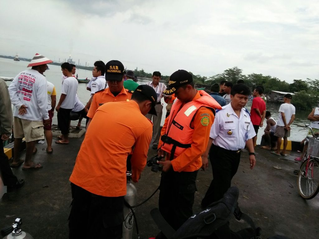 Buang Tempat Makan Di Sungai,  Pelajar SMK Tenggelam