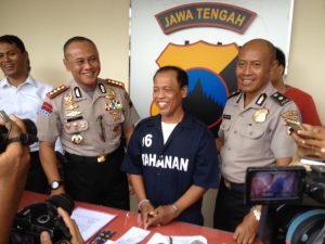 Kasus Penggandaan Uang Hadir di Semarang