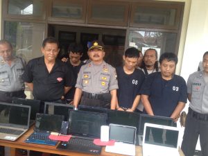Menyaru Minta Sumbangan Gasak Laptop di Kos-kosan Tembalang dan Gunungpati