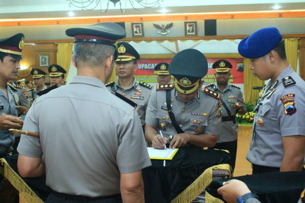 Sertijab Kapolres dan Pejabat Utama Polda Jateng