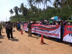 Warga Terdampak Proyek PLTU Batang Minta Penyetaraan Harga Tanah