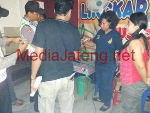 Jalang Ramadhan Warung Remang Dan Tempat Hiburan Di Razia