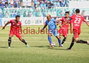 Persibat Batang Curi 1 Poin Setelah Imbangi PSCS Cilacap Tanpa Gol