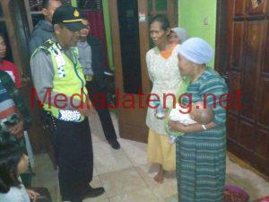 Bayi Umur 2 Bulan Dibuang di Komplek SD Negeri Kalibalik