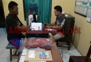 Polisi Gerebek Arena Perjudian Remi di Rumah Warga