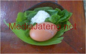 Makna tersembunyi tumpeng bathok bolu bagi masyarakat jawa