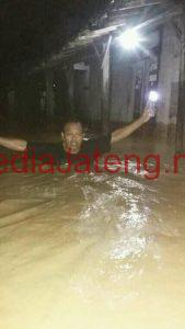 Banjir Bandang Kembali Terjang Mangkang