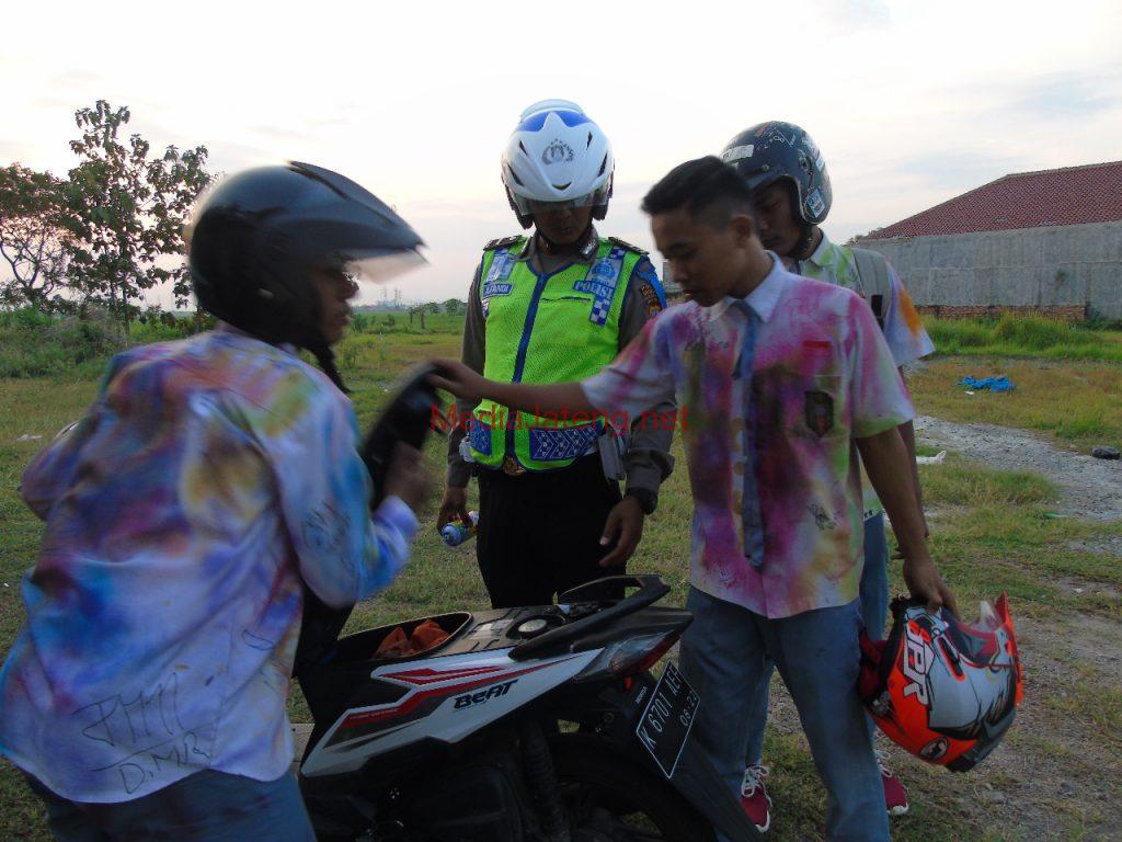 Razia Konvoi Lulusan, Polisi Temukan Benda Ini