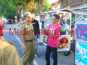 Razia Pedagang di Zona Merah Grobogan Berujung Adu Mulut