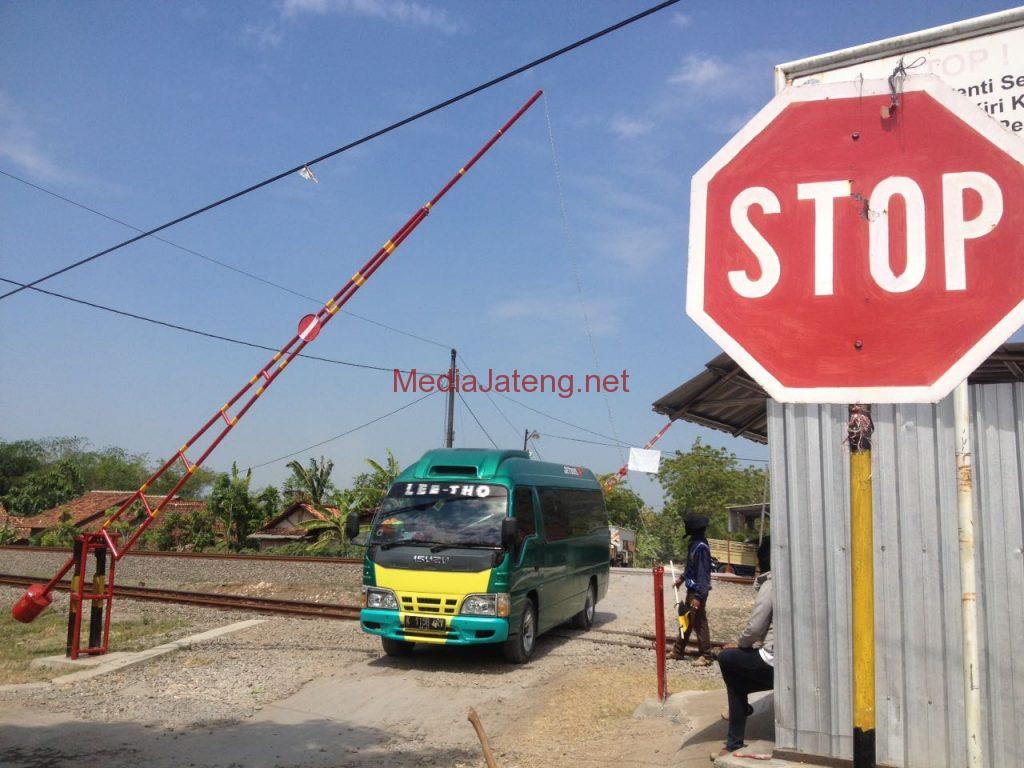 Lebaran Daop IV/Semarang Tutup 77 Perlintasan Membahayakan