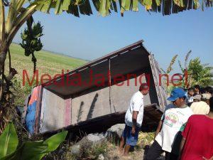 Kecelakaan Kembali Terjadi di Jalur “Tengkorak” Grobogan
