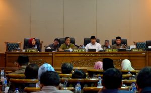 Dewan Targetkan Selesaikan 5 PR
