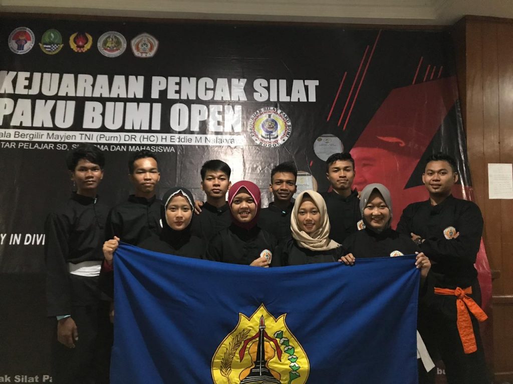 Pesilat Semarang Borong Emas