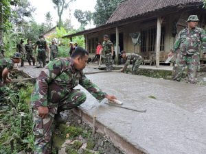 Sambangi Warga, Dandim Datangi KBM TNI