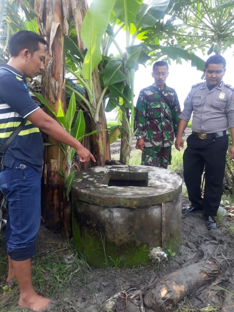 Petani Tewas Bersandar di Sumur