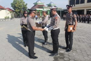 Polres Grobogan, Hargai Kinerja Anggota. Untuk Apa?