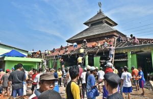 Karbak, TNI Bantu Masyarakat Muktiharjo