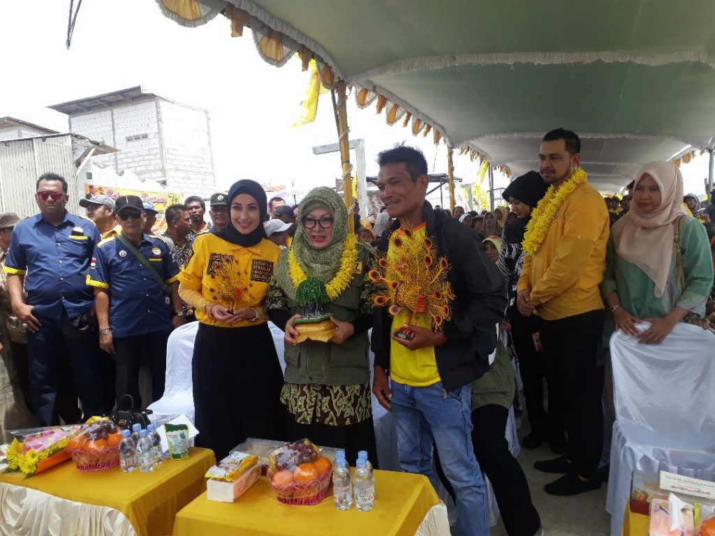 Mbak Tutut Ke Tambaklorok, Nelayan Minta Dibuatkan Tanggul
