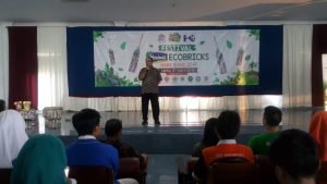 Ratusan Siswa SMK di Jateng Ikuti Pelatihan Ecobricks