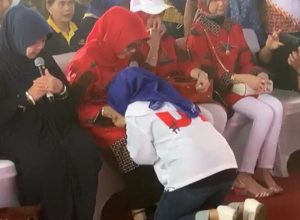 Jelang Pencoblosan, Eva Yuliana Dapat Restu Ibunda Jokowi
