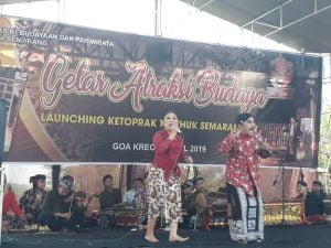 Mari Kita Hidupkan Kembali Kethoprak Yang Hampir Punah Ini