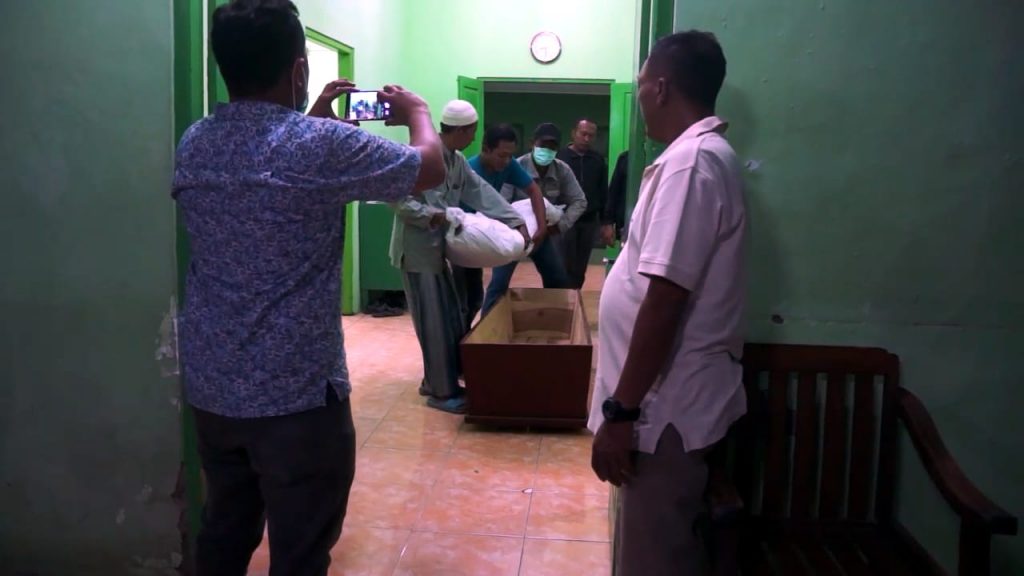 Dikenali, Mayat Dalam Karung di Hutan Jati