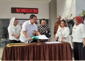 RSUD KRMT Wongsonegoro Luncurkan Mobil Listrik Untuk Pasien