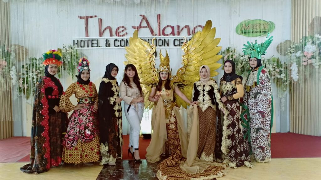 Ikut Lestarikan Budaya, Alana Hotel Solo Ajak Tamunya Pakai Batik